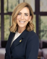 Amy Paris Headshot 3